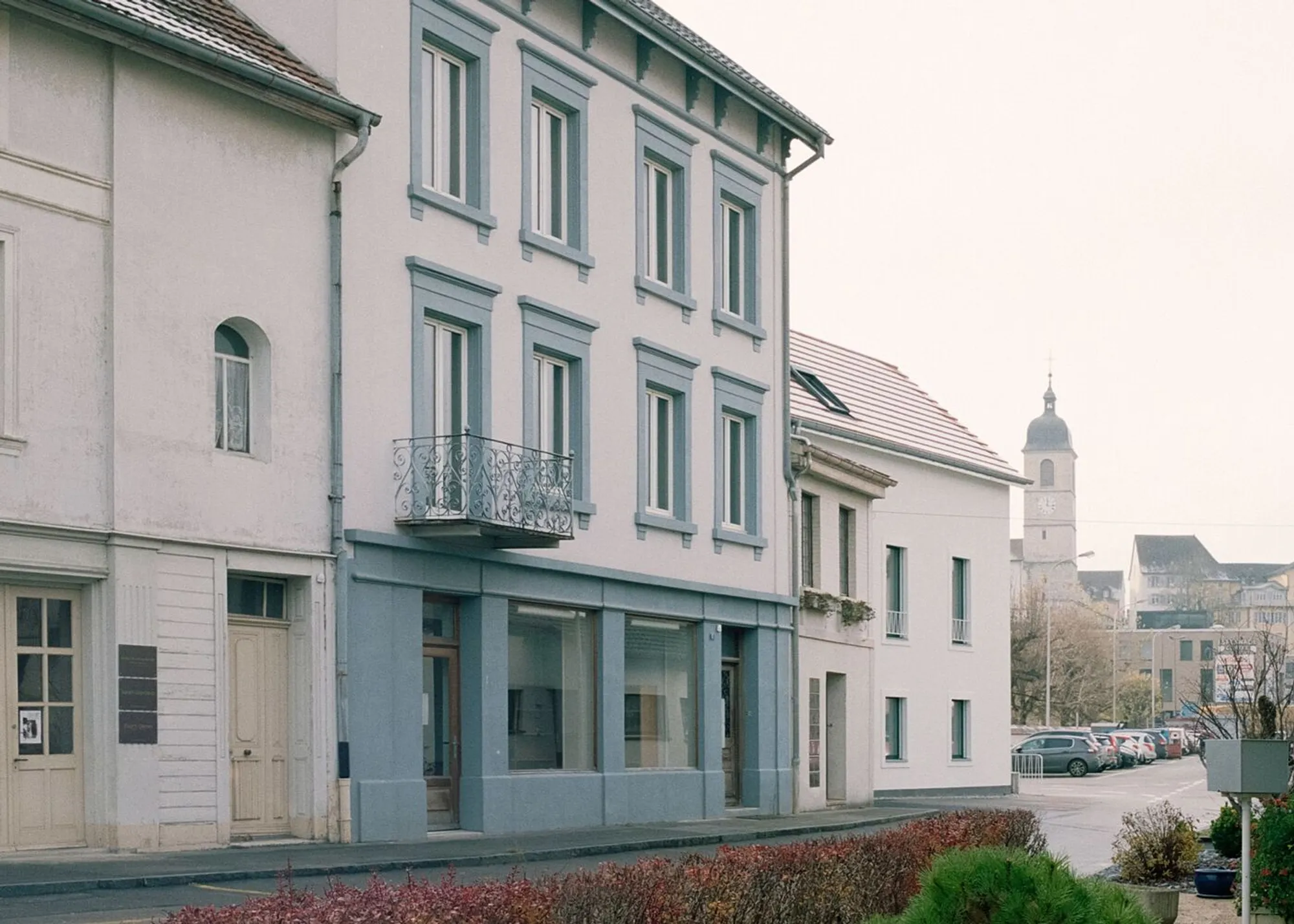 Maison des Vauches: Contemporary Renovation by Bertrand Van Dorp in Porrentruy, Switzerland