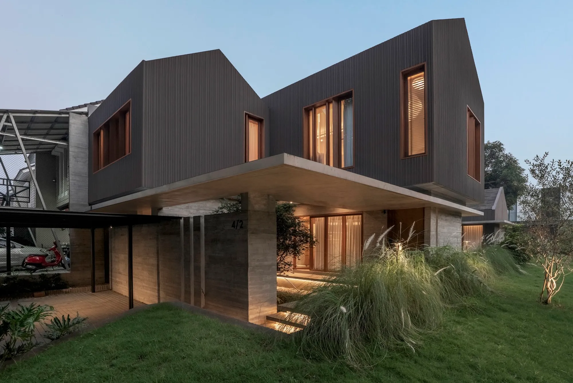 Nickhel Home by Helen Agustine Studio: Sustainable Tropical Residences in South Tangerang