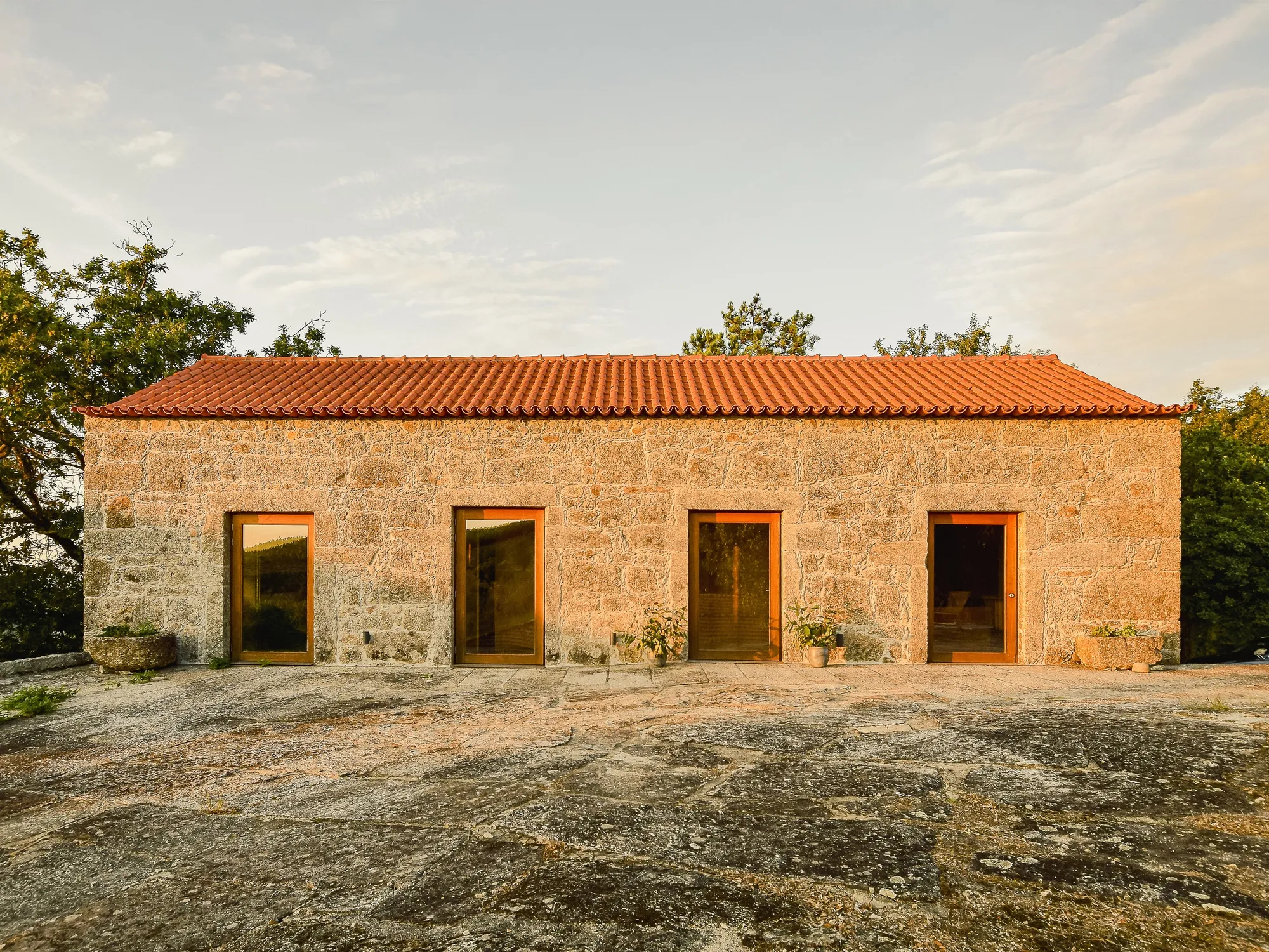House Eira do Cruzeiro: A Quiet Transformation of Rural Memory by Nova
