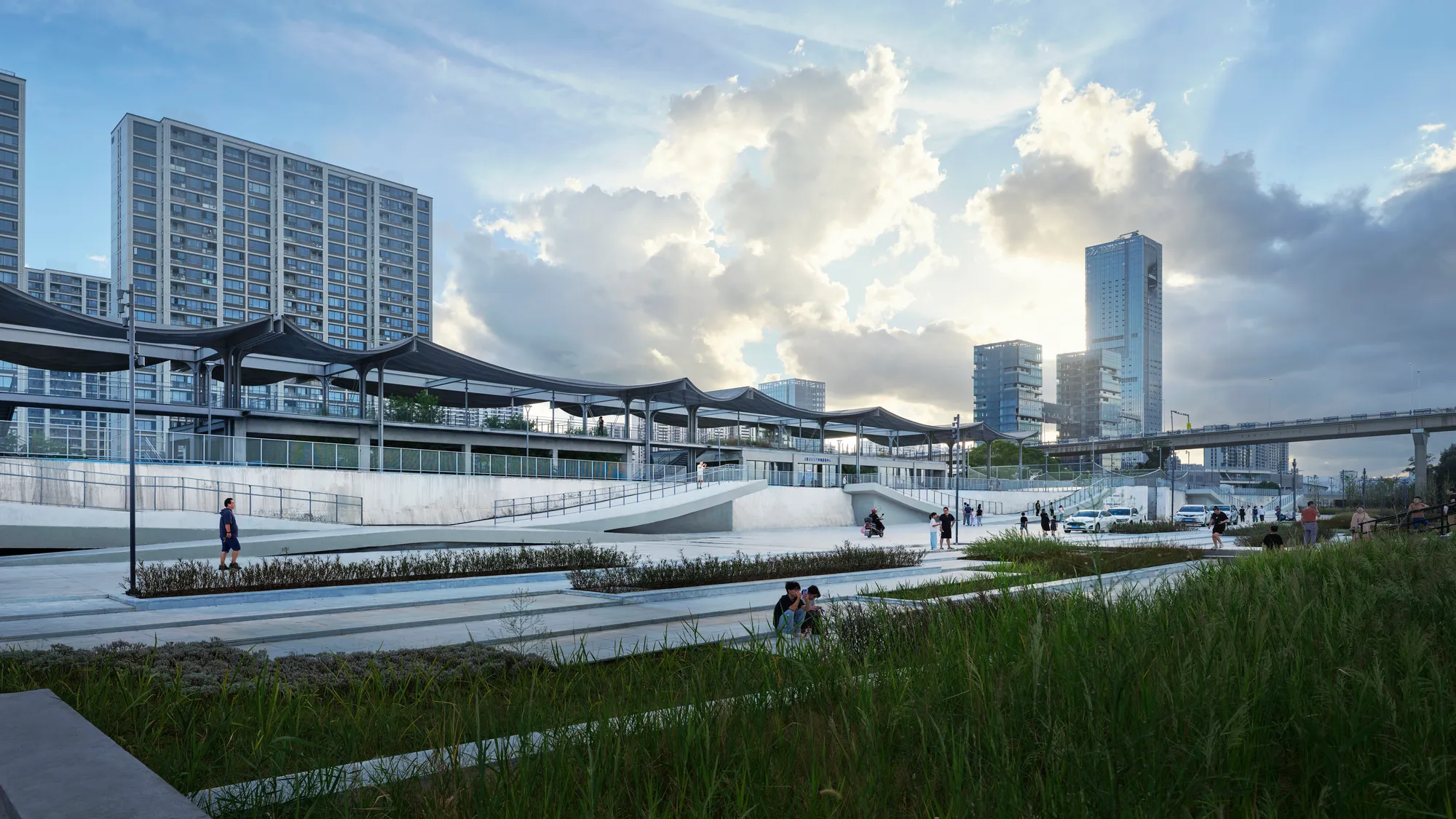 A Reborn Scenic Field Above Waves: Transforming Taizhou’s Seawall into a Vibrant Riverside Public Space