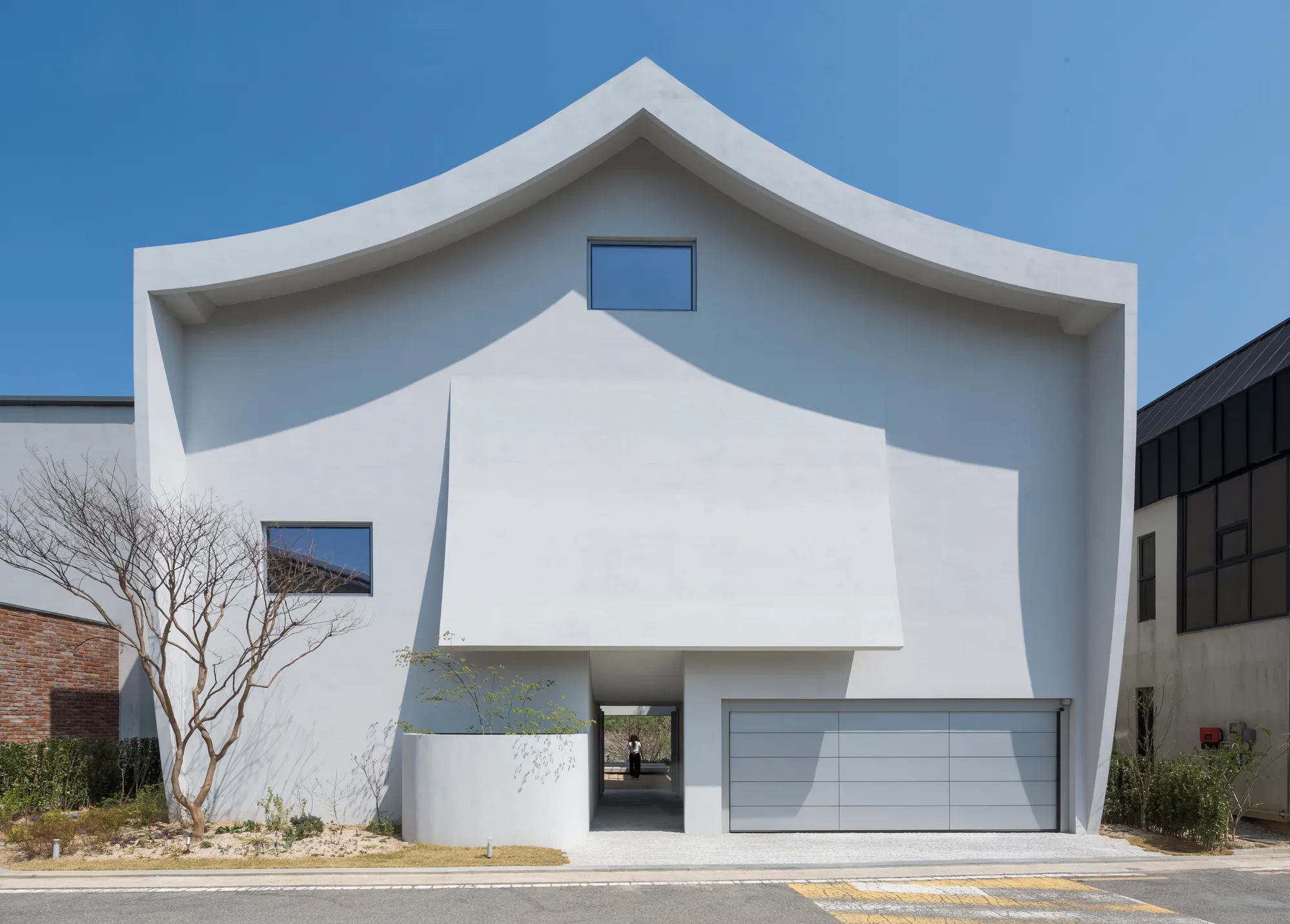HO-UN House By IROJE KHM Architects