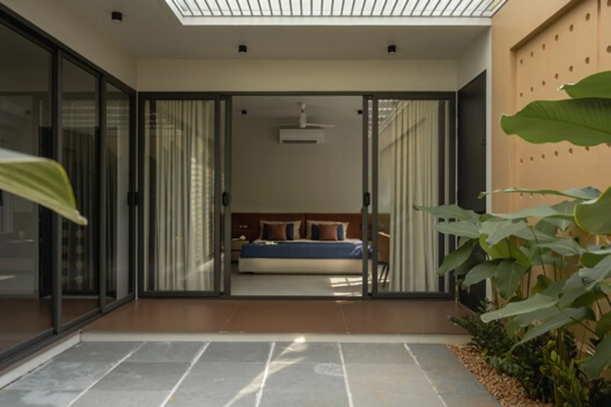 Corridor House 2.0: Thrissur Residence by i2a Architects Studio