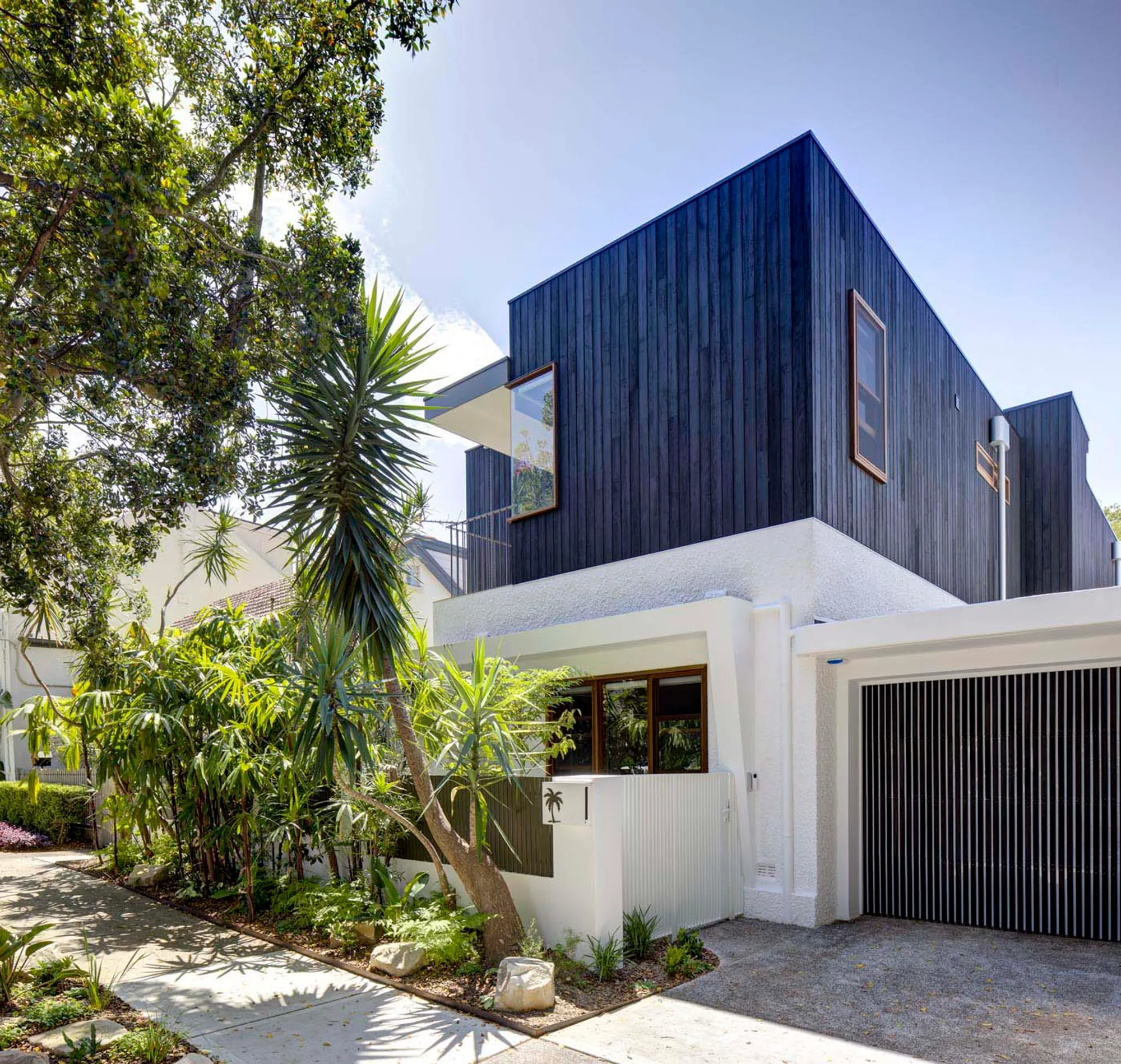 Waverley House by Sam Crawford Architects