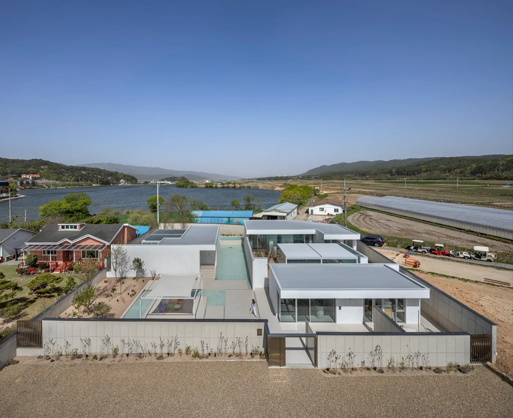 Seoeunjae House by PLS Architects: A Sculptural Family Retreat in Gyeongju’s Serene Countryside