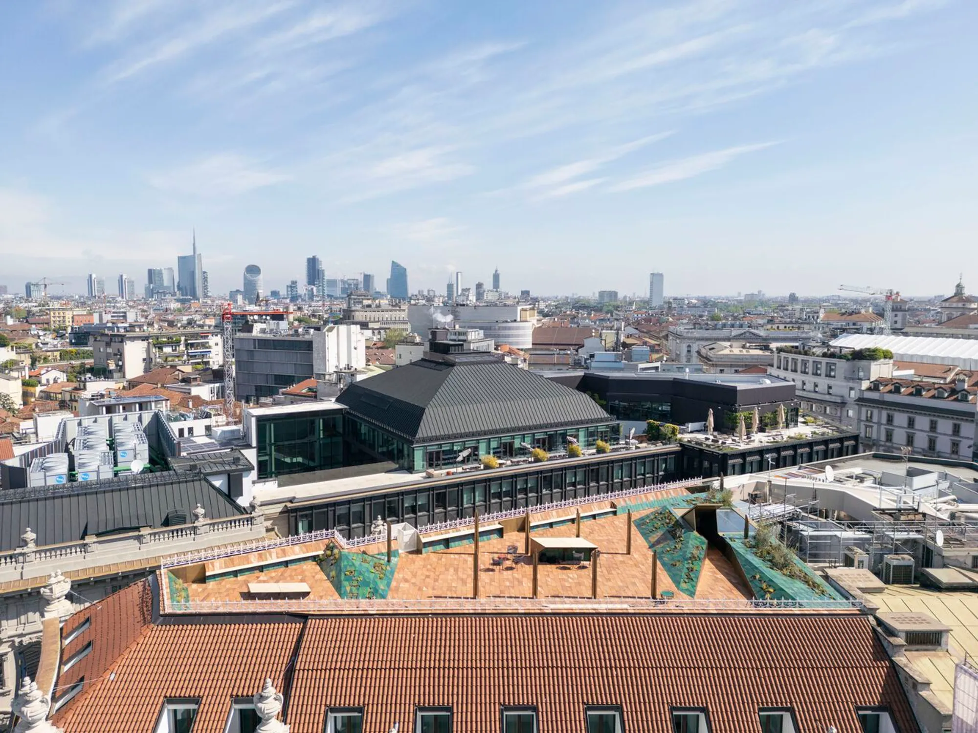 Terrazza Biandrà Elevated Plaza by Park Associati: Milan’s Iconic Rooftop Transformation