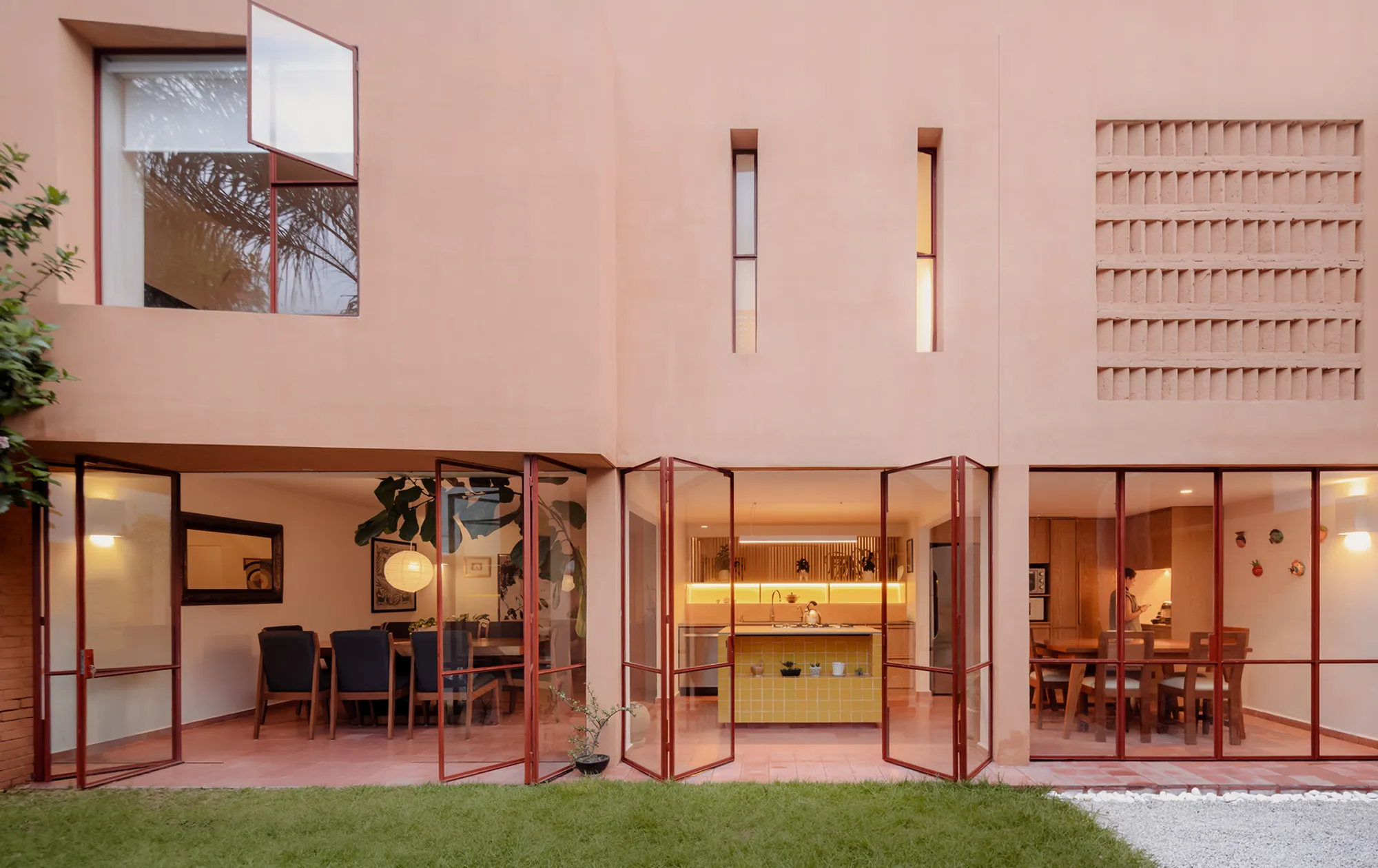 Providencia House by DOMA: Urban Refuge Blending Nature and Modern Living