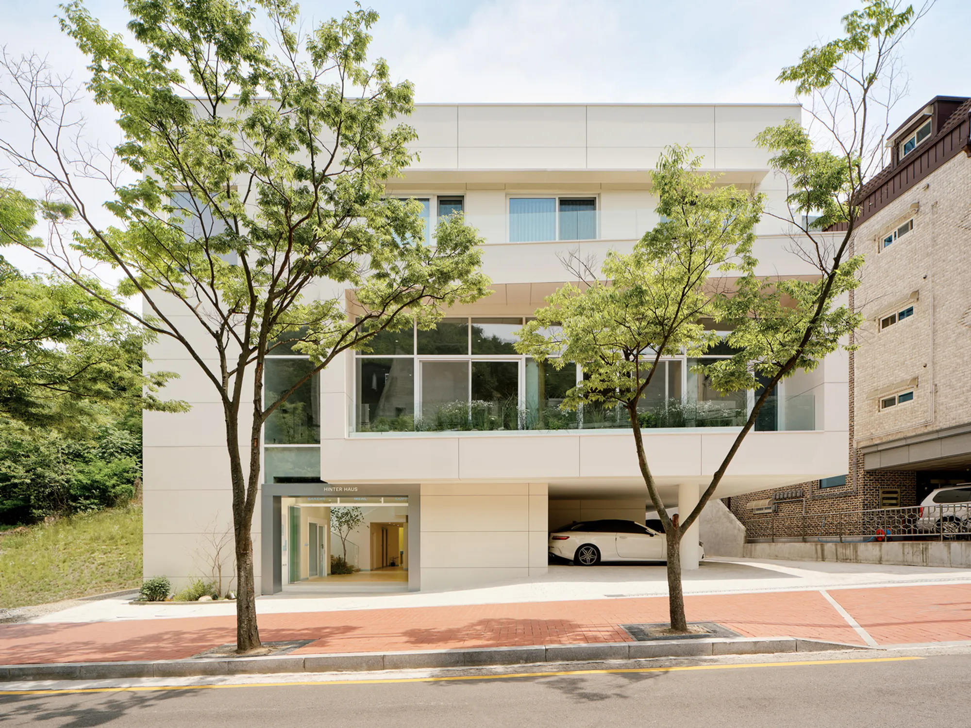 Hinterhaus Cultural Space by SHERPA: A Modern Cultural Retreat in Anyang-si, South Korea
