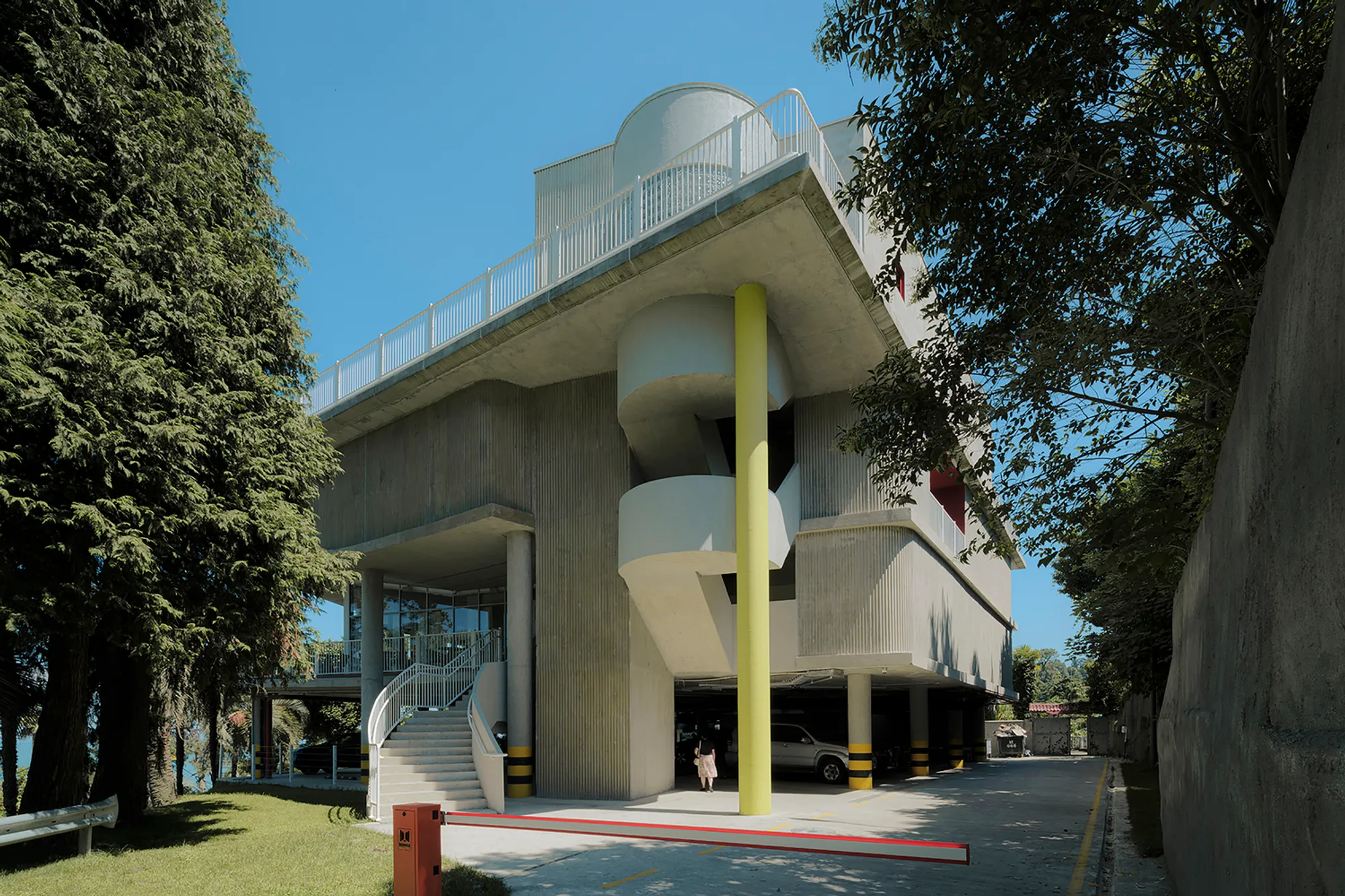Green Cape Botanico Residential Building: MUA Architecture & Placemaking