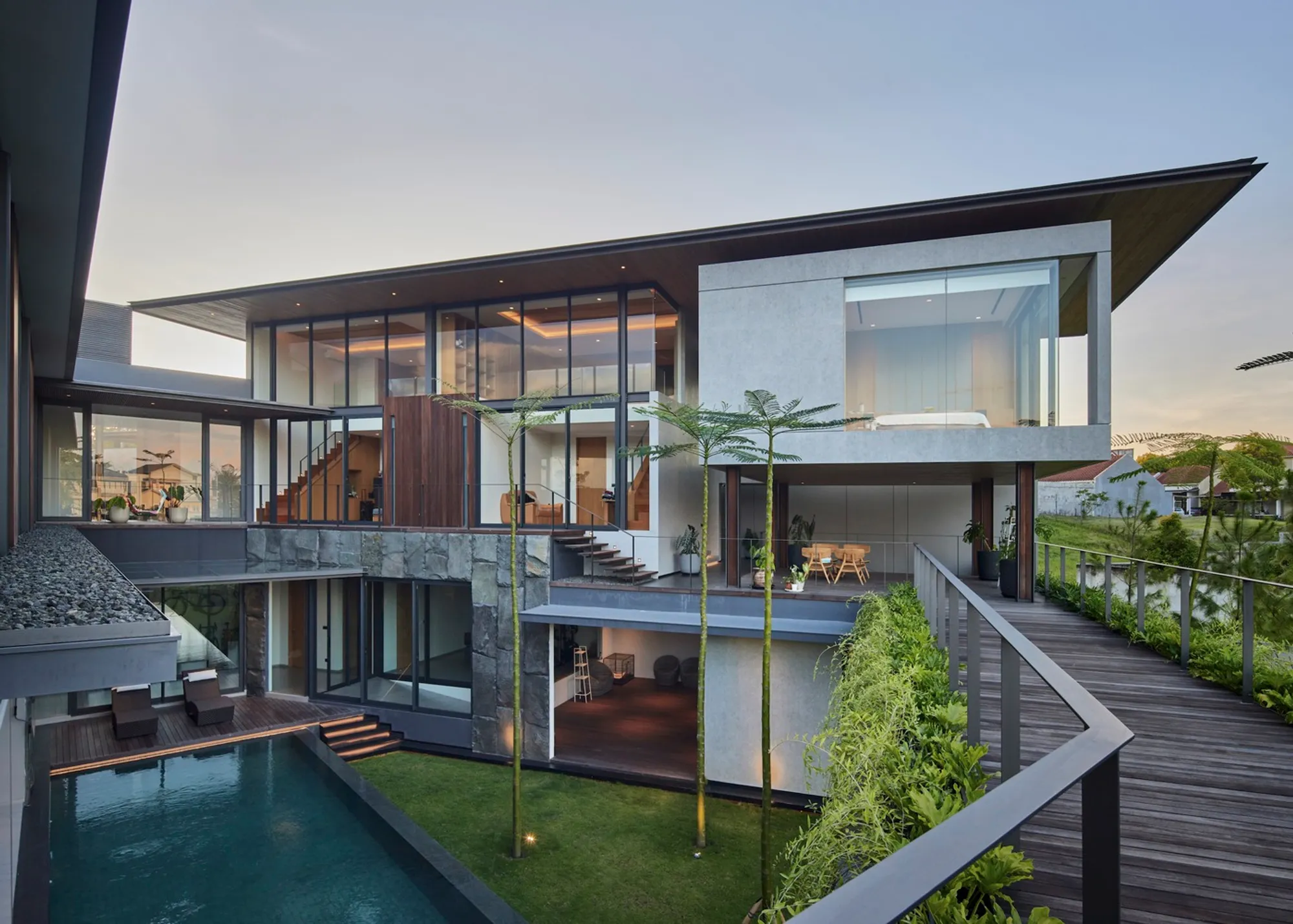 ETC 2.0 House by Rakta Studio: Modern Tropical Luxury in Padalarang, Indonesia