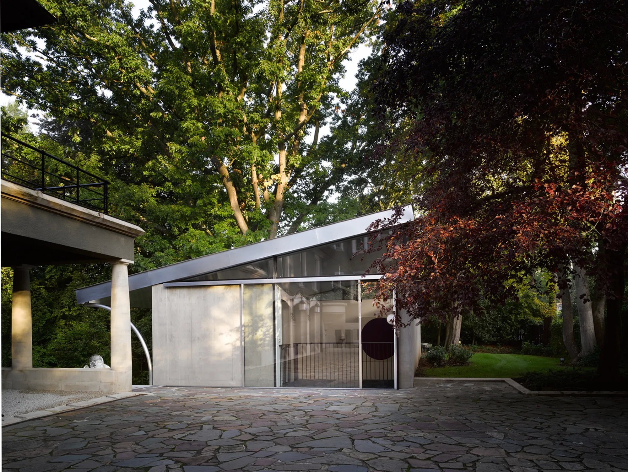 Art Room by OFFICE Kersten Geers David Van Severen: Innovative Brussels Art Space