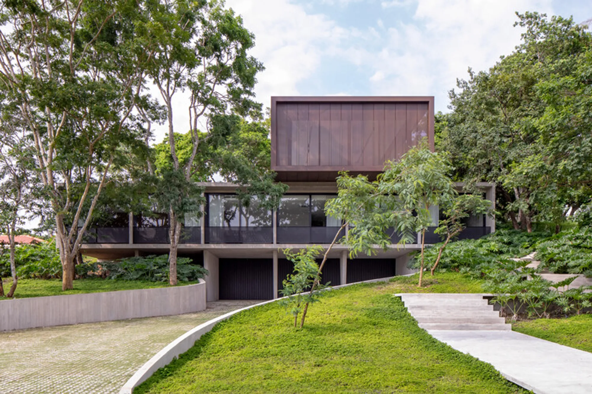 House Requena by Sommet