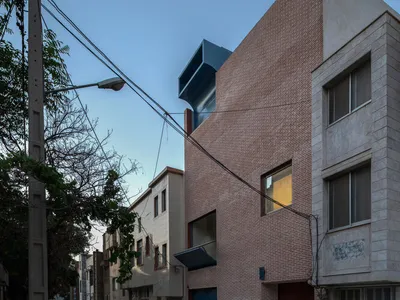 Karaoke House: A Contemporary Iranian Residence Reinterpreting 1970s Domestic Architecture Through Material Revival and Inward-Focused Design