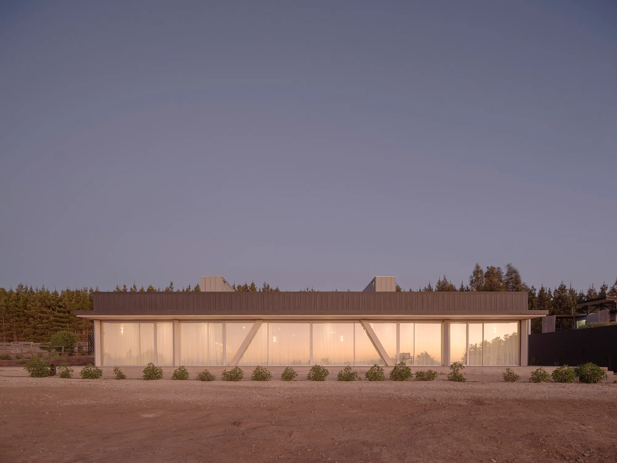 DREAL House by Emergentes Architectures Sàrl: Sustainable Coastal Living in Pichilemu, Chile