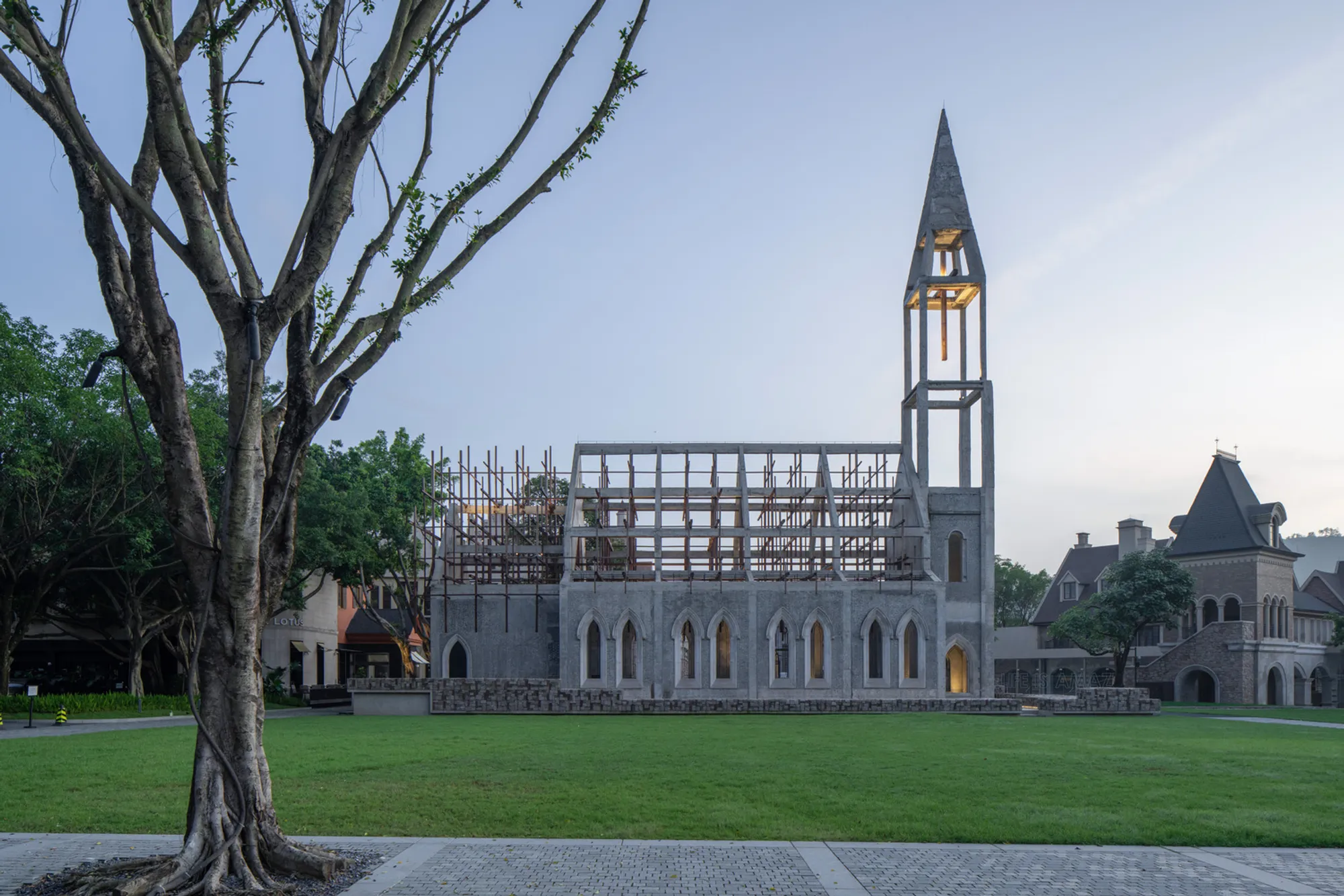 The “Old” Chapel by O-office Architects