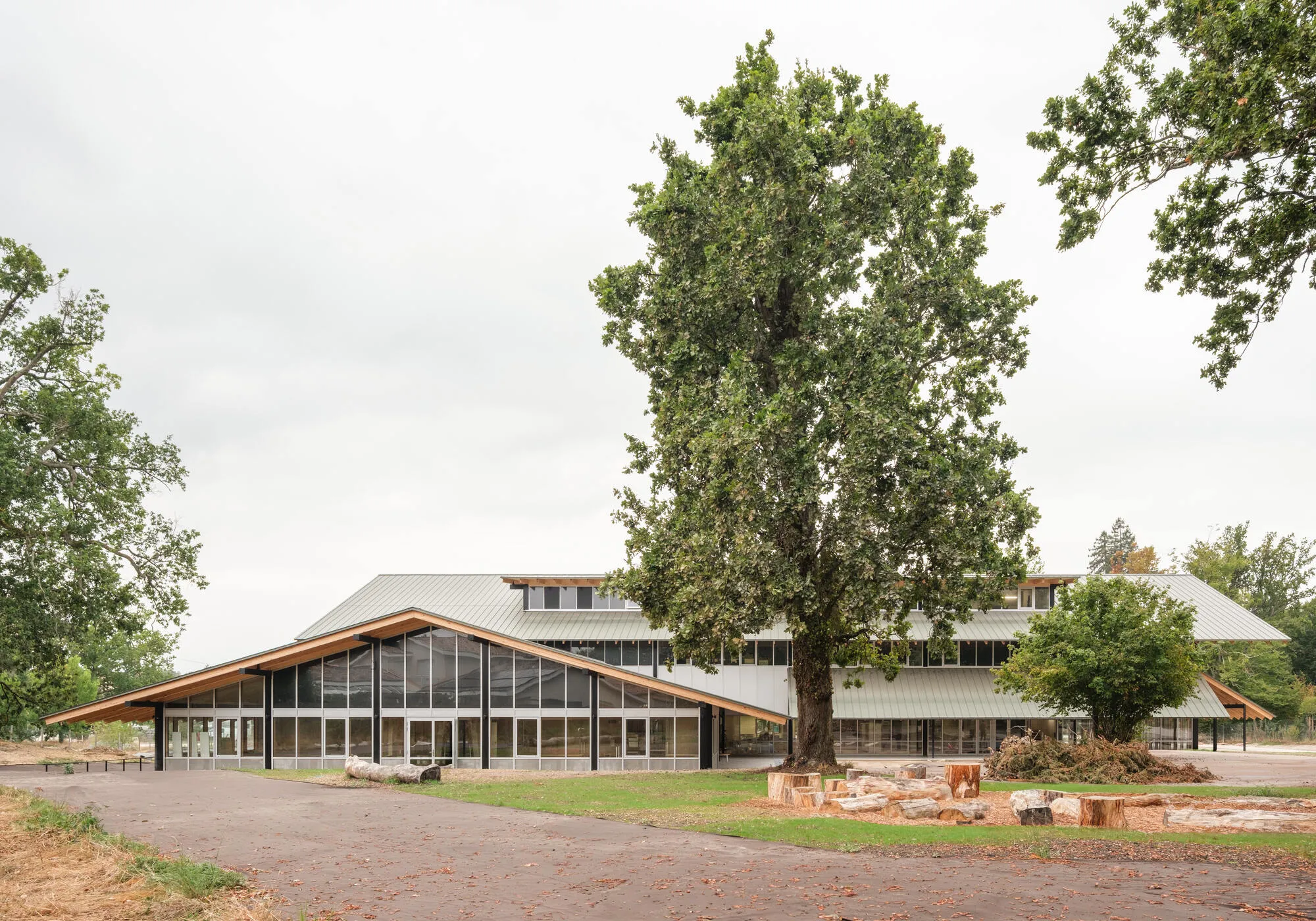 Gradignan School By Ateliers Mathieu Laporte + Fagart & Fontana
