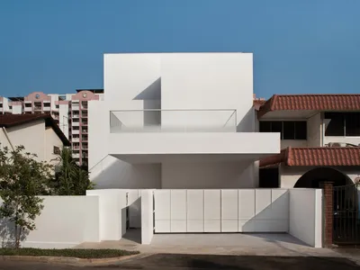 Cavern House: A Cave-Inspired Family Residence Shaped by Light, Terraces, and Spatial Discovery in Singapore