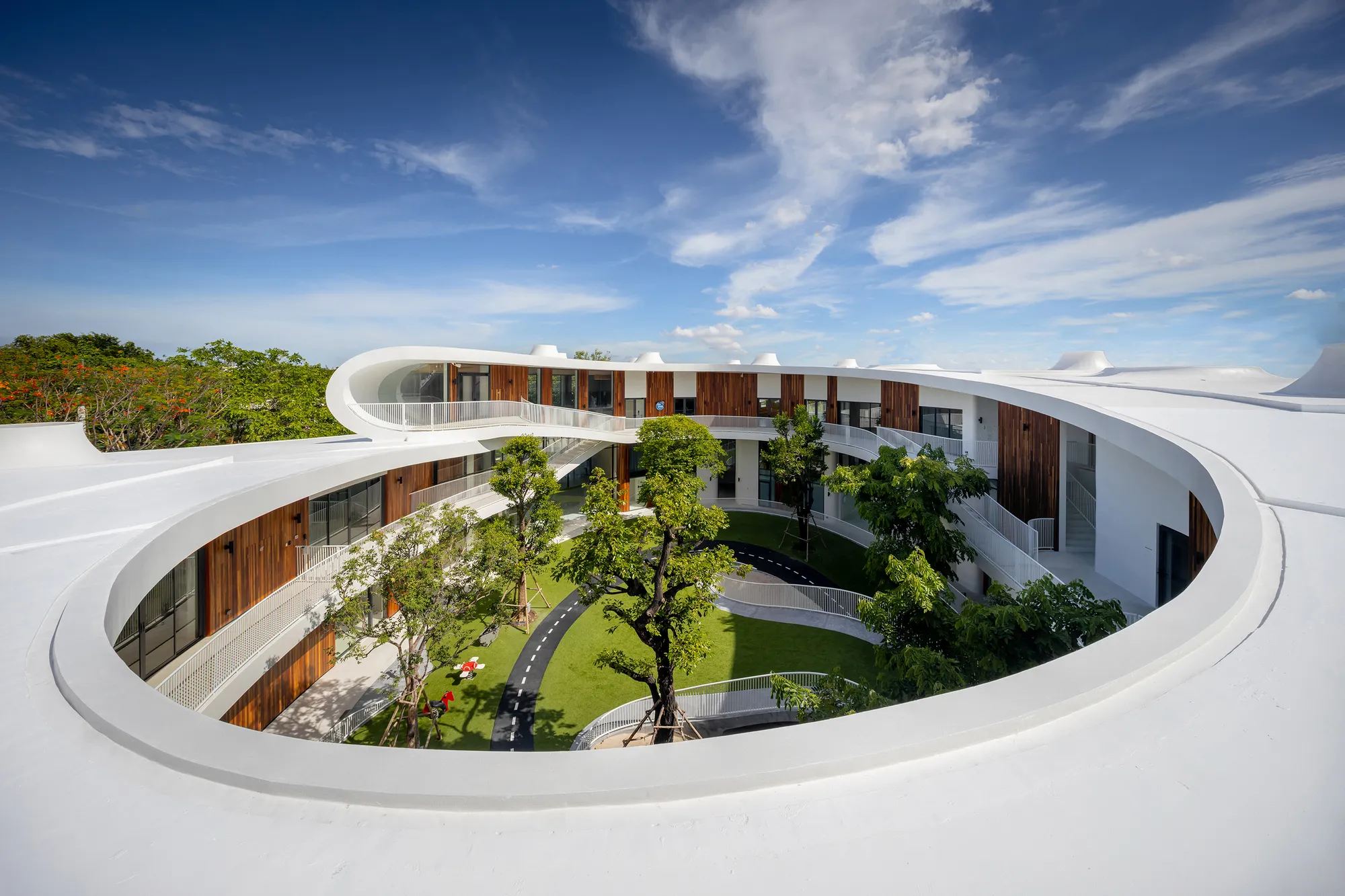 The Kensington Learning Space: A Revolutionary Educational Environment in Bangkok