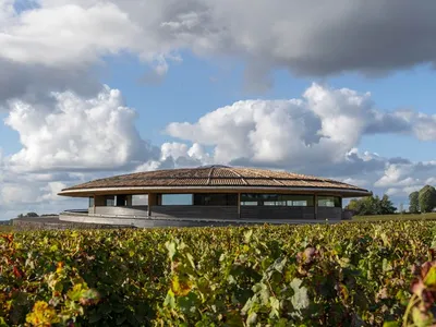 An architectural masterpiece, Le Dôme Winery by Foster + Partners, opens its doors to the public