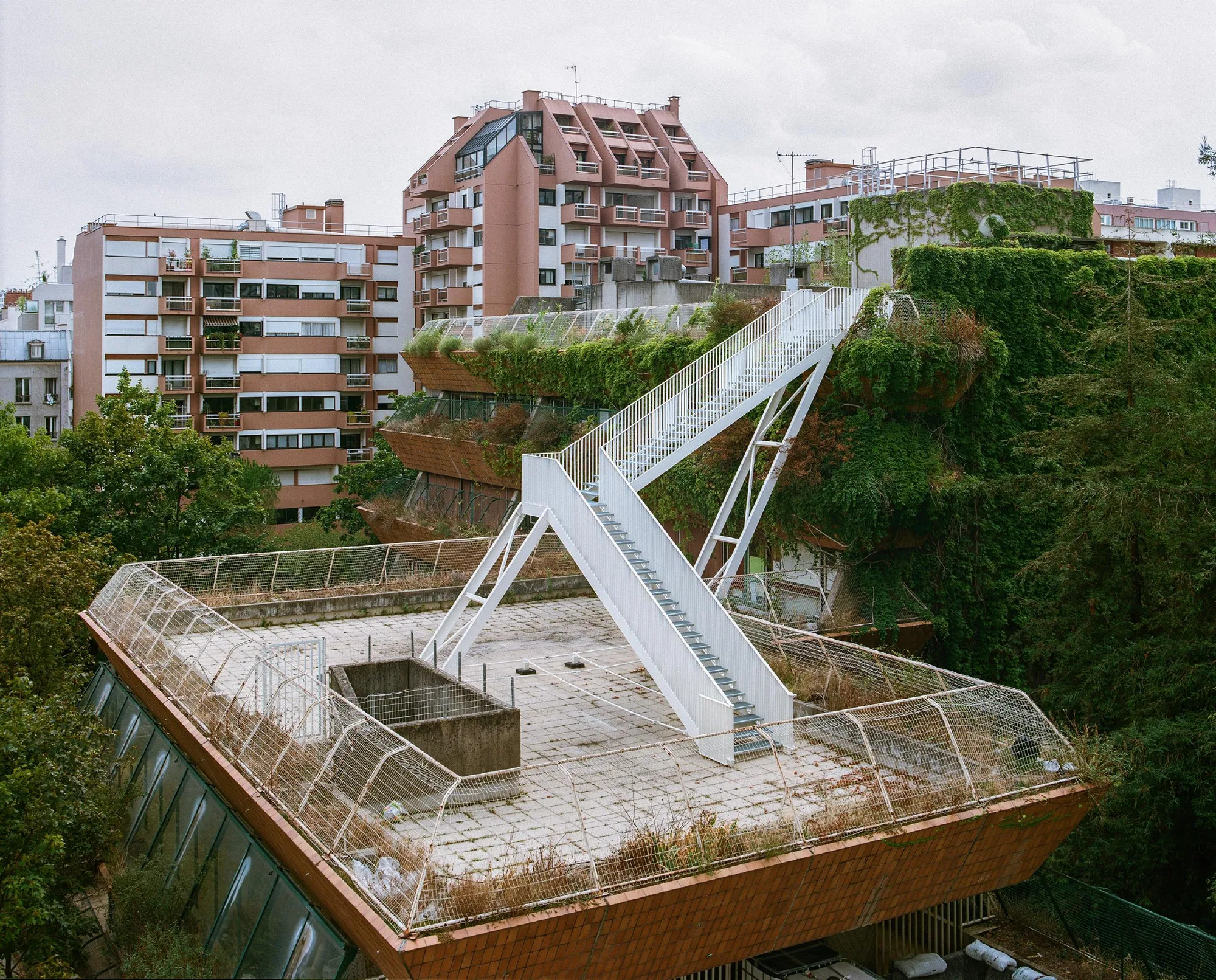 Bertrand Taquet Architects Ascends to New Heights with the Enchanting Belvedere Staircase