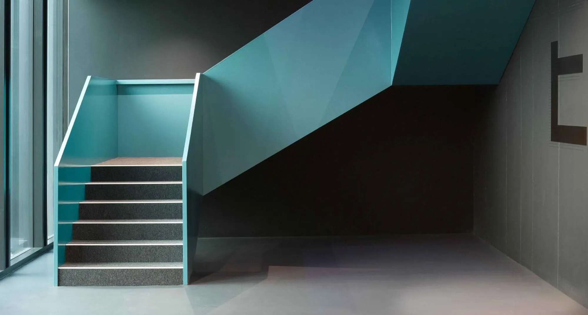 Revolutionary Architects Cukrowicz Nachbaur Unveil Stunning New Headquarters Built Using Sustainable Schelling Plant Technology!