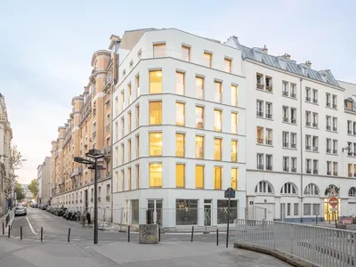 Revolutionary Mobile Office Unveils Stunning Social Housing Units and Business Premises in the Heart of Paris!