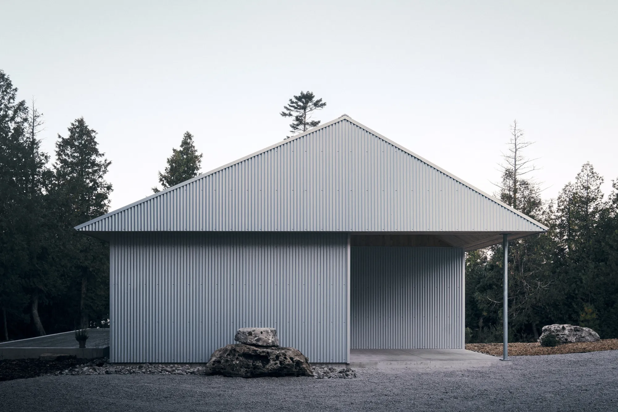 StudioAC creates a devilishly gorgeous retreat in the heart of Glen - See inside now!