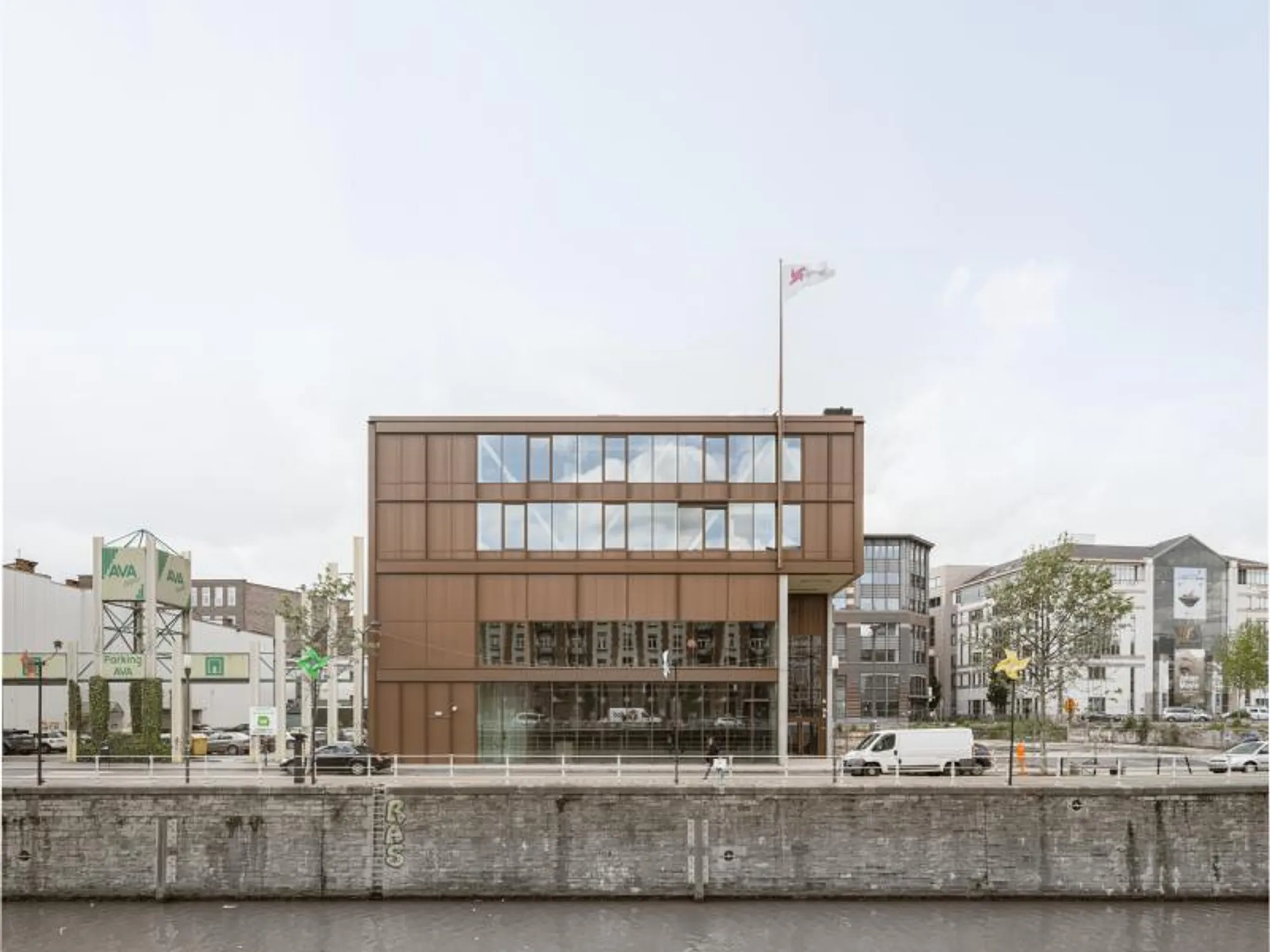 Bogdan & Van Broeck Design a Stunning Community Hub in Molenbeek Along the Scenic Canal