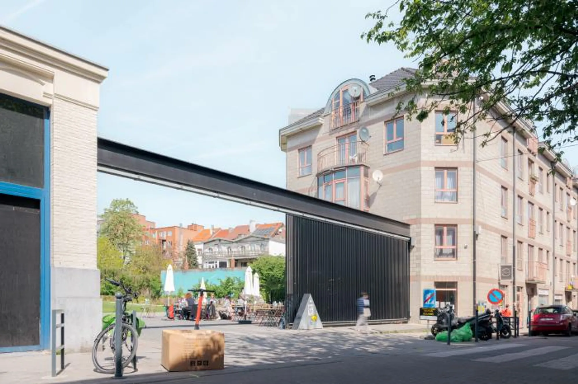 Rediscover Nature's Oasis: Baukunst's Rasquinet Park in Schaerbeek