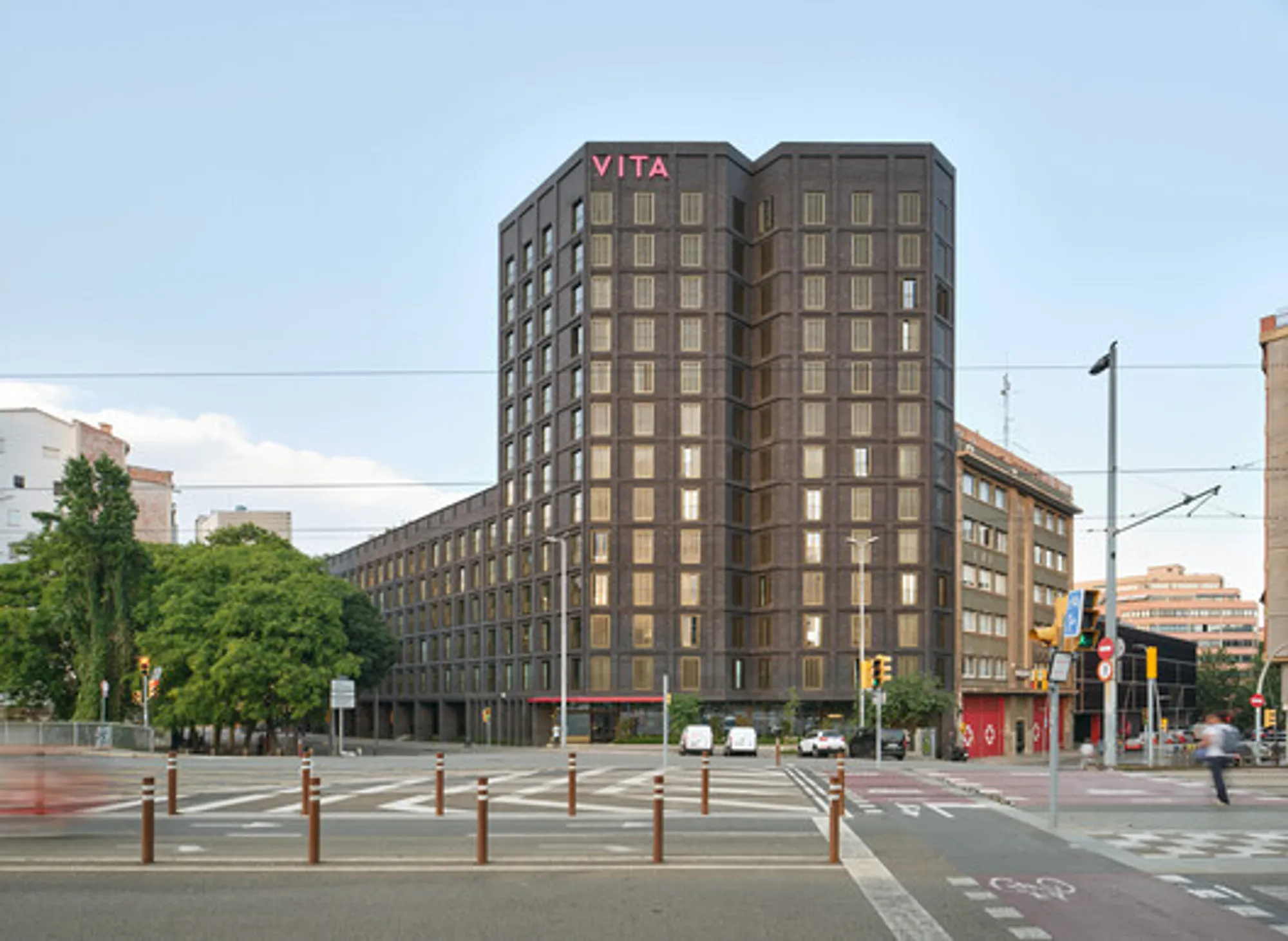Sustainable Student Housing in Barcelona: A Model of Integration and Adaptability
