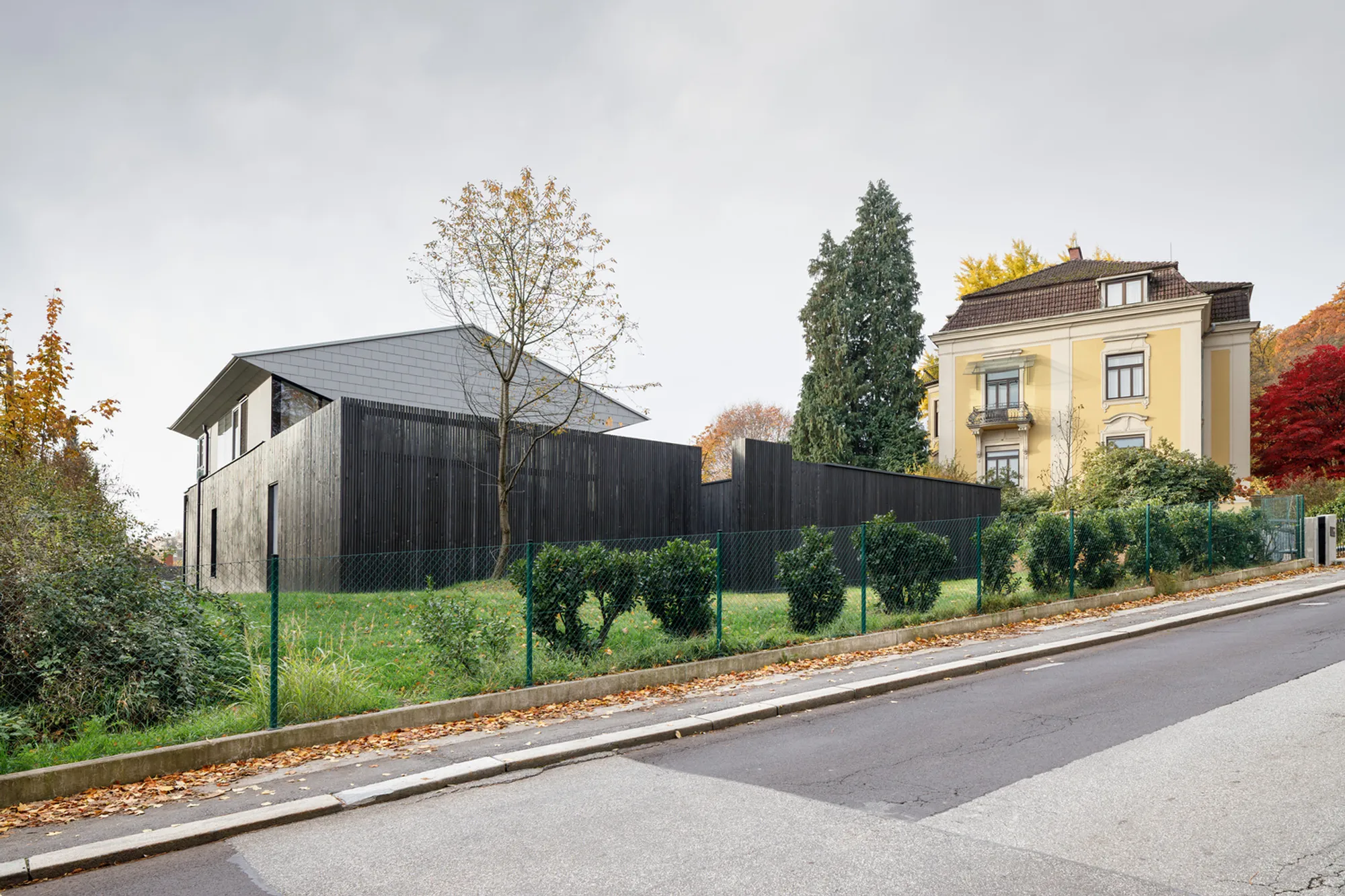 Raute Römerberg: Sustainable Living in Austrian Elegance by Moser und Hager Architekten
