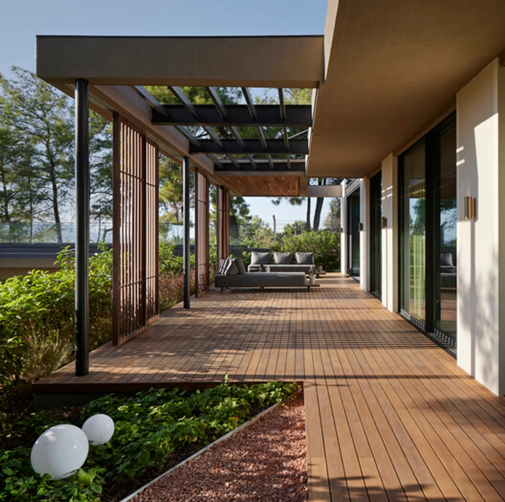 Discover the Allure of a Luxury Residence in Izmir, Turkey