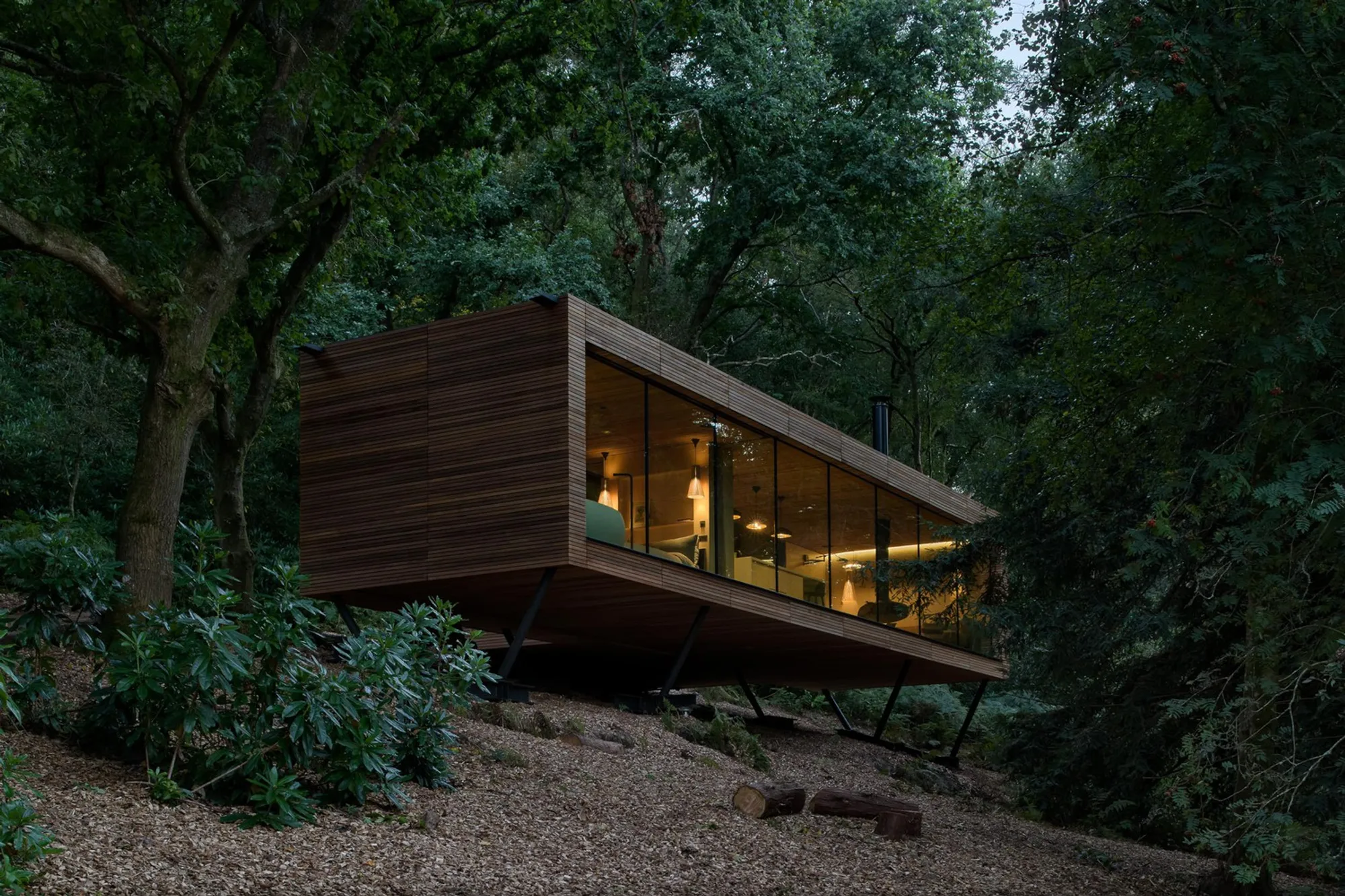 Eco-Friendly Woodland Retreats in the UK: Discovering Looking Glass Lodge by Michael Kendrick Architects