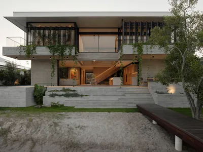Modern Riverfront Homes in Australia: A Deep Dive into Sjøhavn House by Lightbody Architects