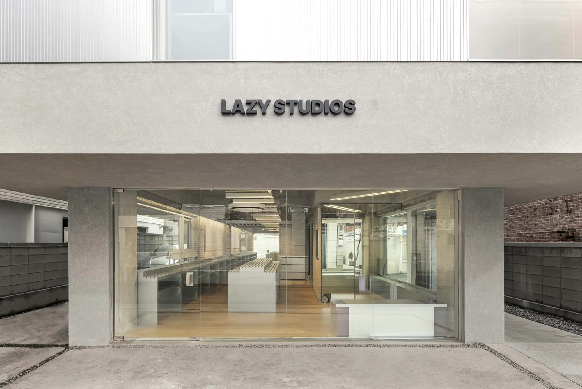 Innovative Tattoo Studio Design: Lazy Studio by Unseenbird