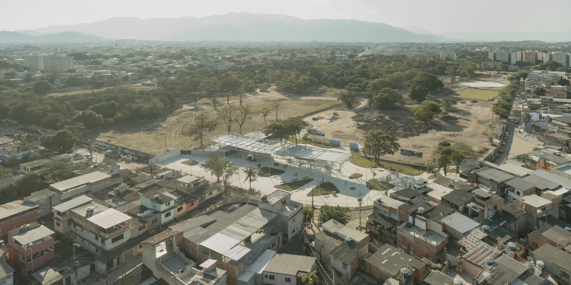 Urban Public Spaces Design: A Transformative Approach at Realengo Park Market Square