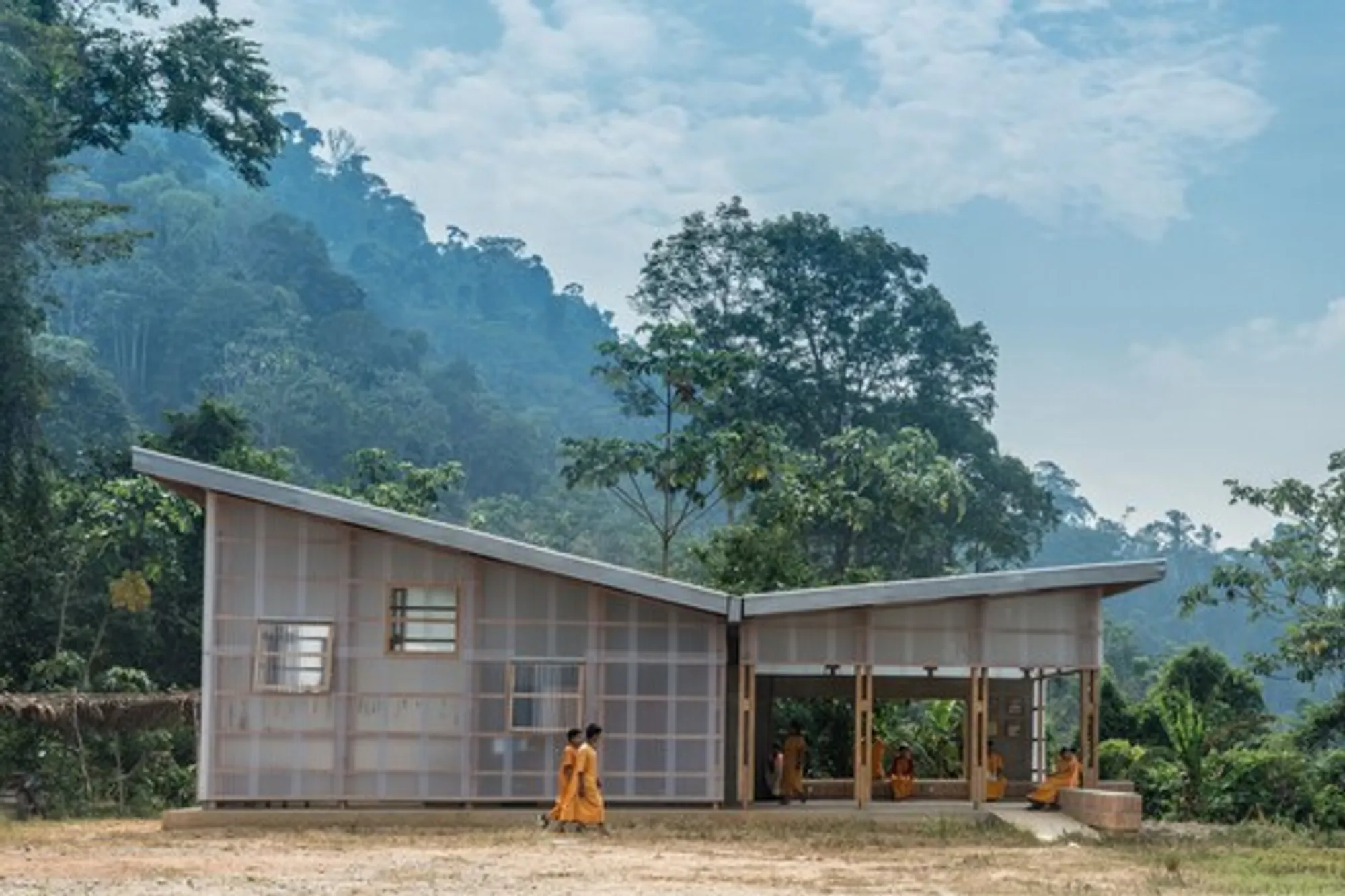 Sustainable Educational Architecture: Bridging Traditional Wisdom and Modern Learning in the Heart of Peru
