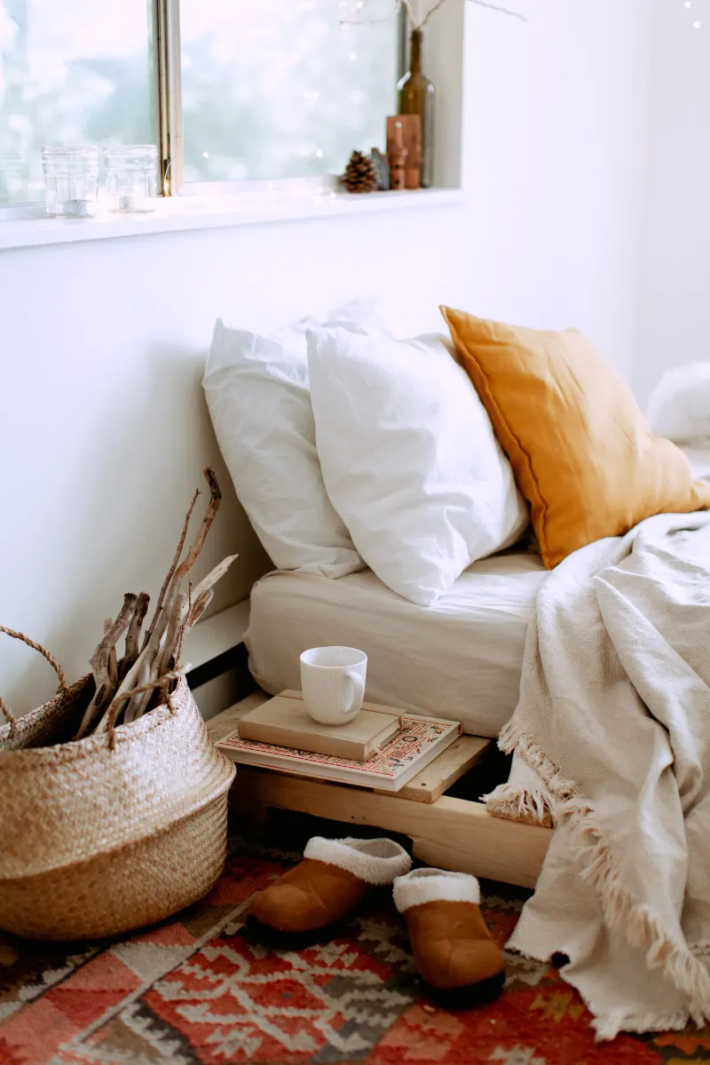 Feng Shui discourages storing things under your bed.  Tatiana Syrikova / Pexels