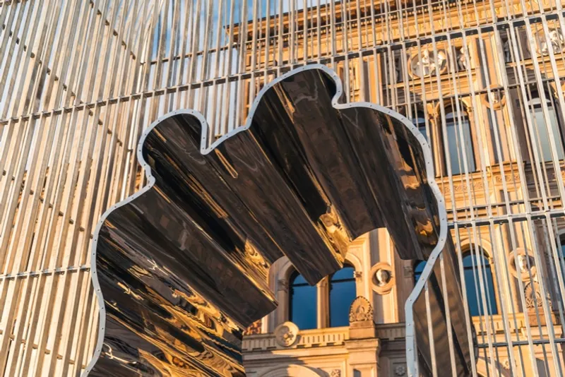 Arch by Ai Weiwei, ©Jean Lapin 