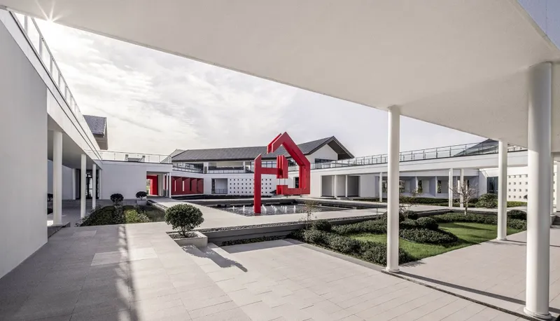 Central courtyard perspective © JWP DESIGN