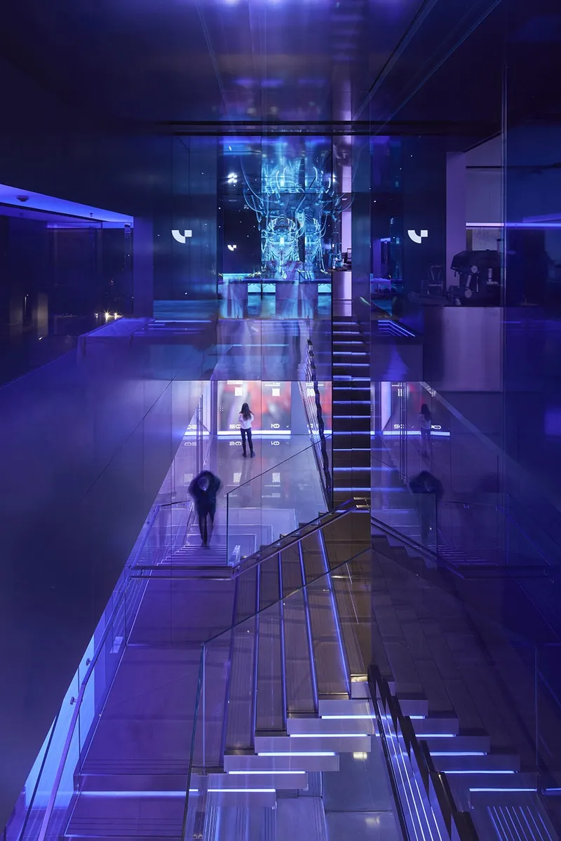 Atrium of the staircase © Charlie Xia