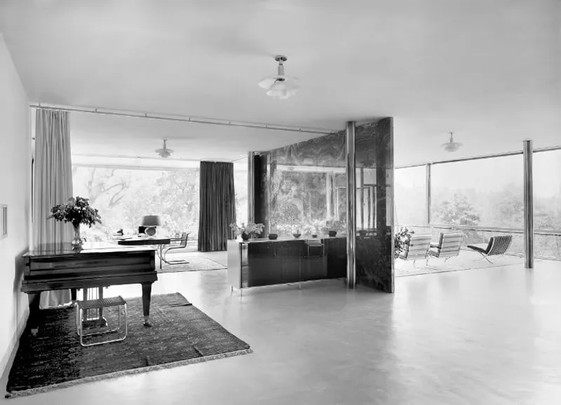 Mies Van der Rohe, Villa Tugendhat, Brno, Czech Republic, 1928-30© Archive Štenc Praha/ VG Bild-Kunst Bonn, 2020.