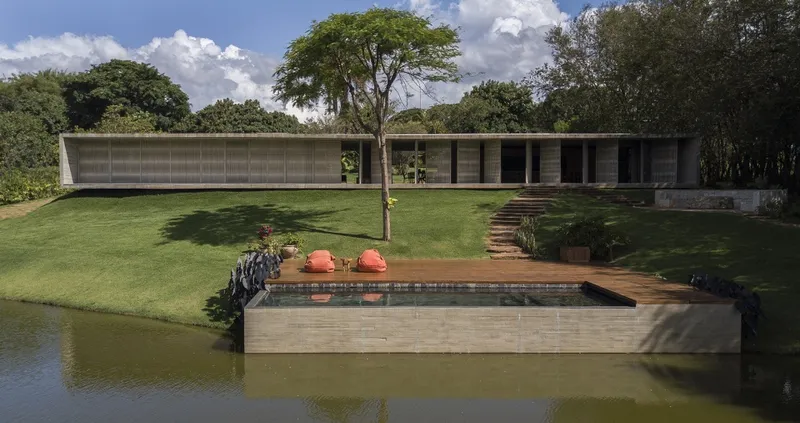 Front view © mf+arquitetos