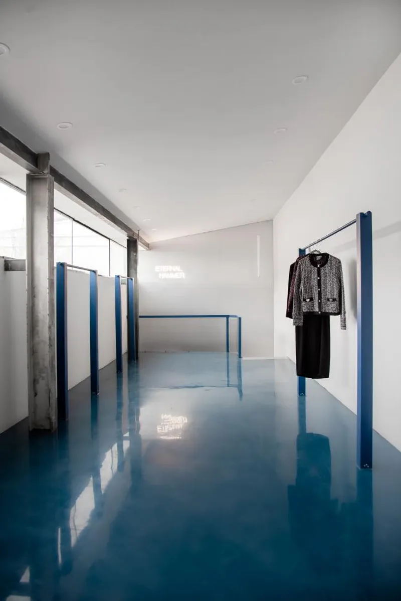 @15 STUDIO