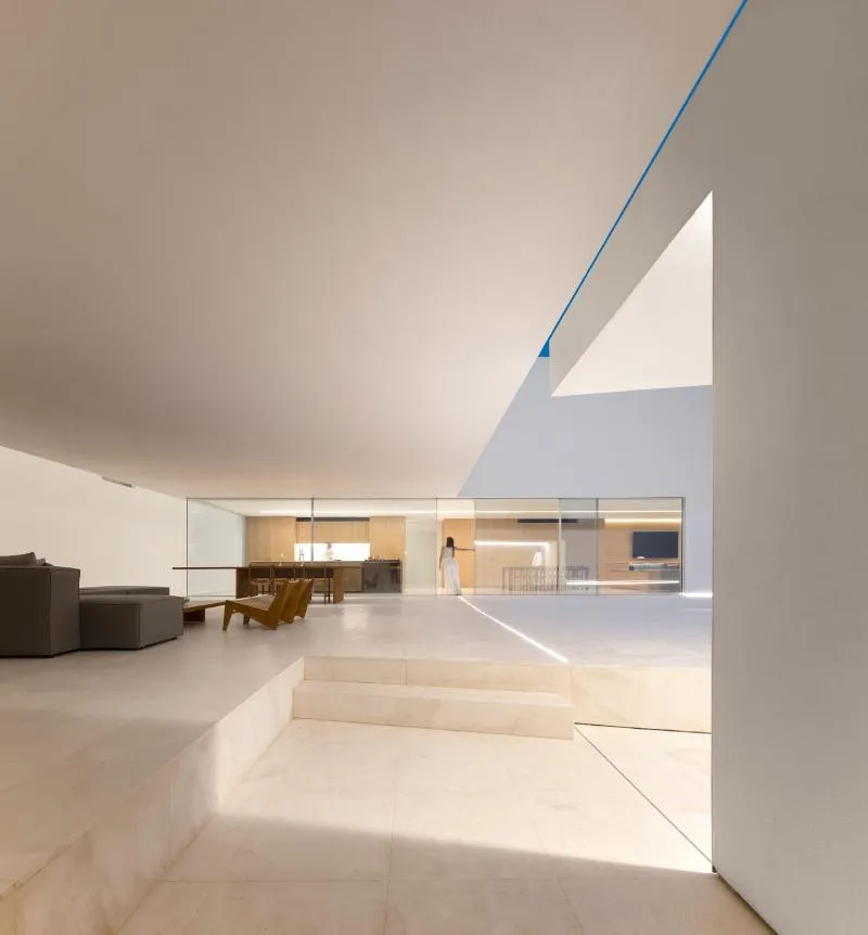 @FERNANDO GUERRA / FG+SG