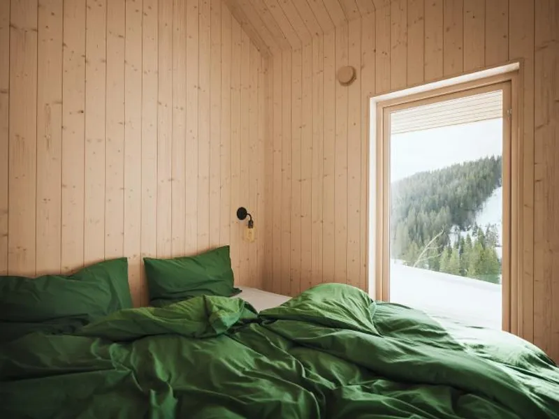 @EINAR ASLAKSEN