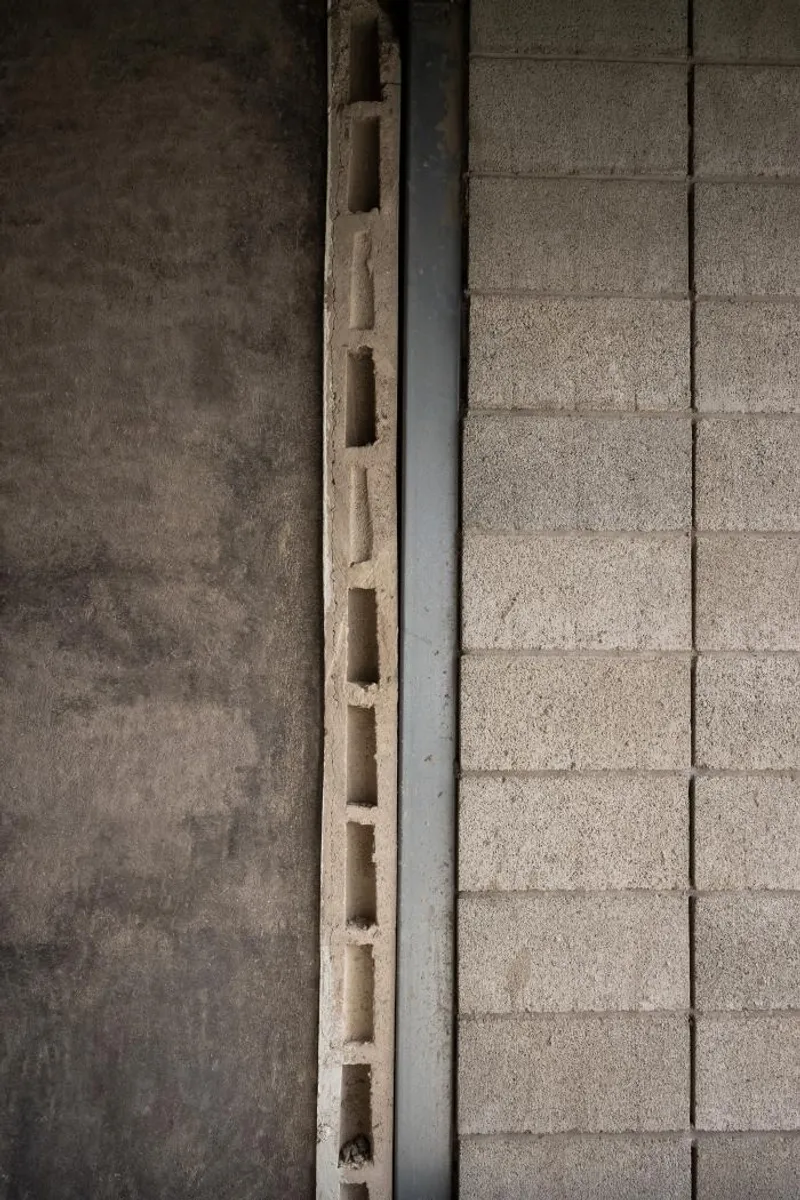@TCA (THE CONCRETE ABSTRACT)