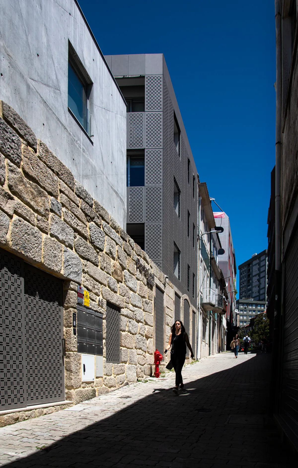 Building In Alferes Malheiro