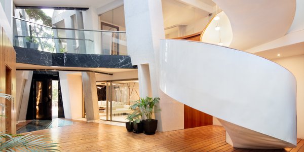 CLEFT HOUSE
