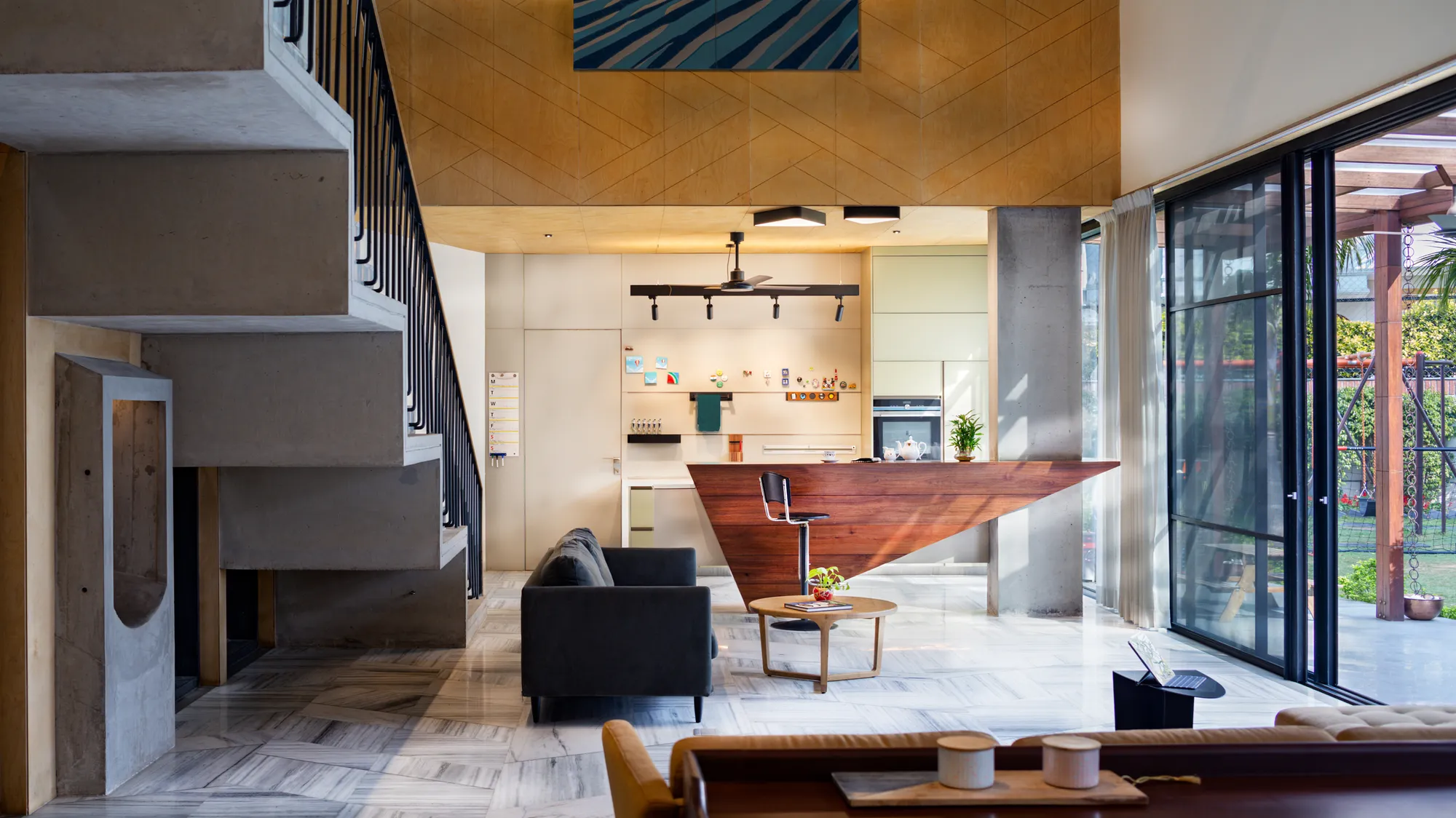 Family kitchen & living area