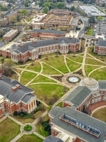 THE UNIVERSITY AND THE CITY: A STUDY OF CONTEMPORARY DESIGN REVOLUTION